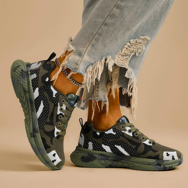 Nyla Sneaker