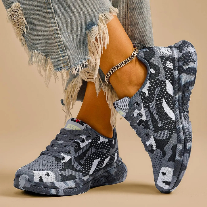 Nyla Sneaker