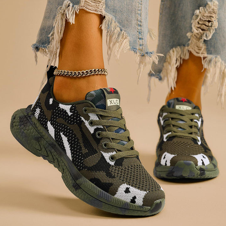 Nyla Sneaker