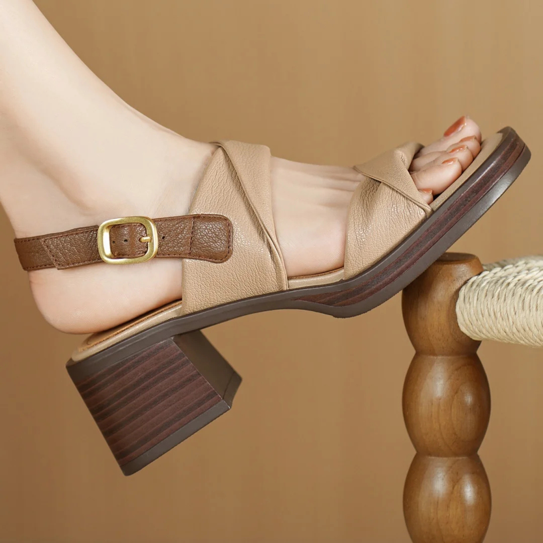 Vail Leather Sandals